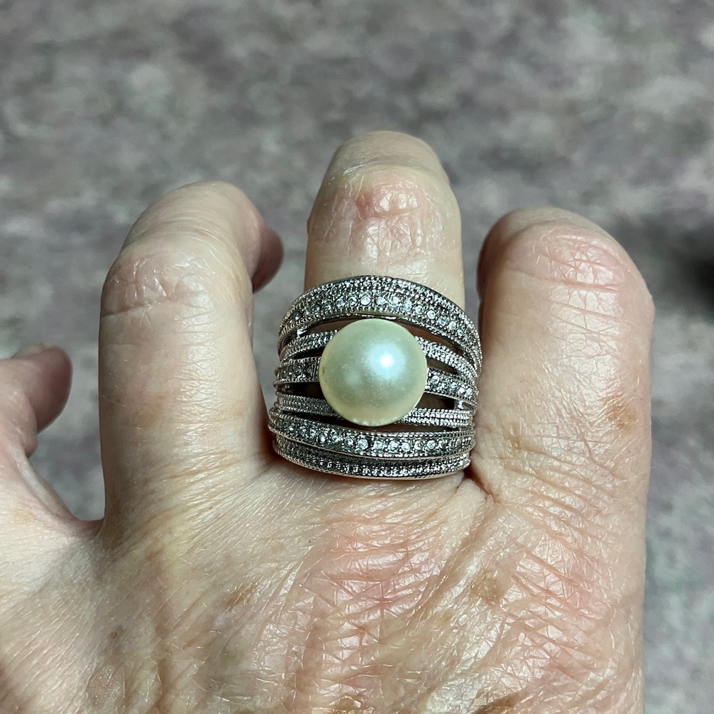 Avon Silver Ring with Pearl and Crystal Accents